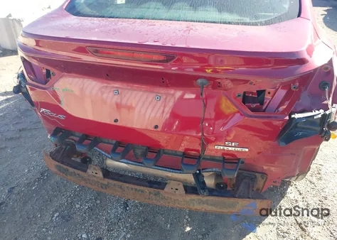 2013 Ford Focus Se z USA, uszkodzony, nr VIN 1FADP3F27DL187870